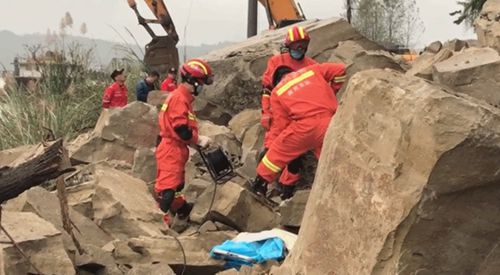 四川蓬安突发山体落石致3人遇难落石路段目前已恢复通行