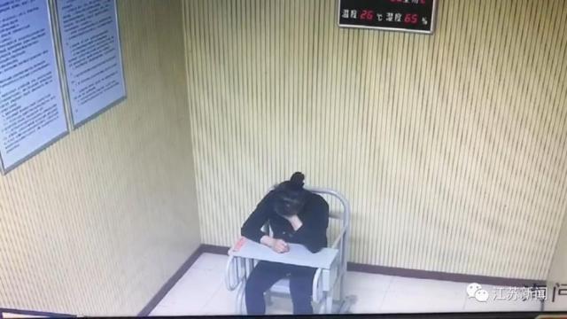 亲生的?女儿未婚遭亲妈打竟为这 母女关系搞成这样真相令人唏嘘