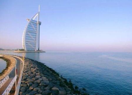 卡塔尔和迪拜哪个富裕_阿布扎比比迪拜富裕吗_卡塔尔 多哈是迪拜吗