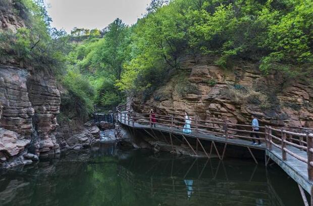 冰糖峪大峡谷游玩攻略,冰糖峪大峡谷简介门票