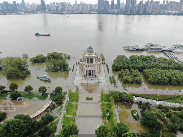 长江中下游各江段未来2到3天将迎洪峰