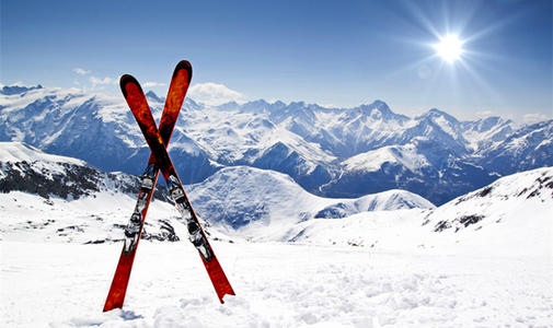 半岛体育自驾滑雪需要准备什么滑雪哪里最好玩河南滑雪场哪个最好玩？河南七大滑雪圣地(图1)
