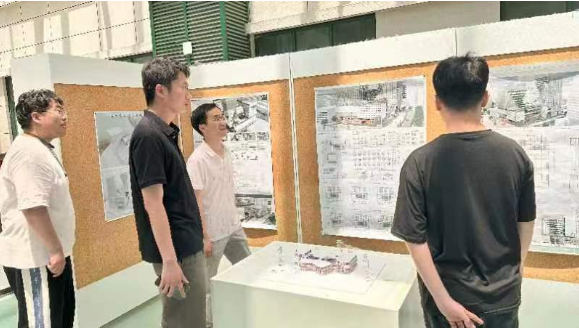 芒果体育黄淮学院建筑工程学院：毕业季里的毕业“声”(图2)