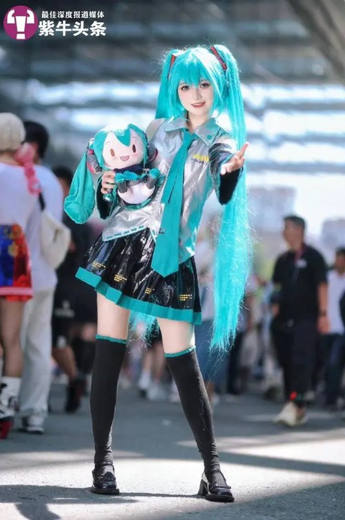 岑驳遥cosplay教程,岑渺怎么念